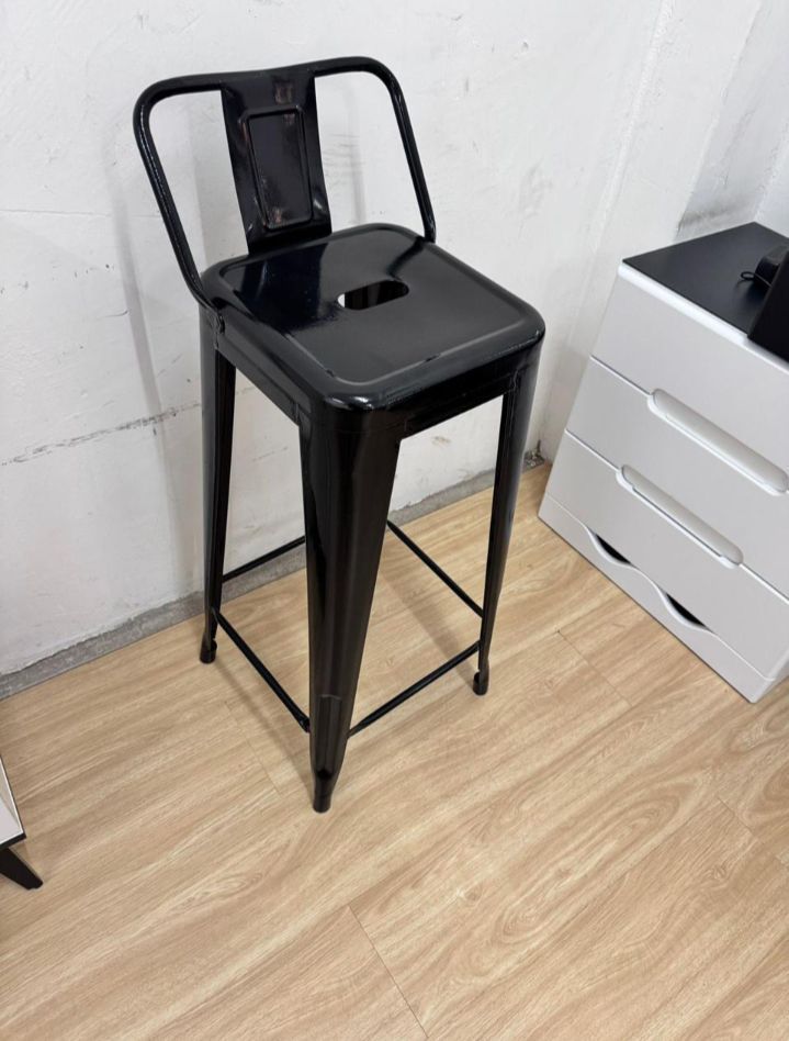 Vienna Steel Black Industrial Bar Stool – Industrial Modern Seating Stool